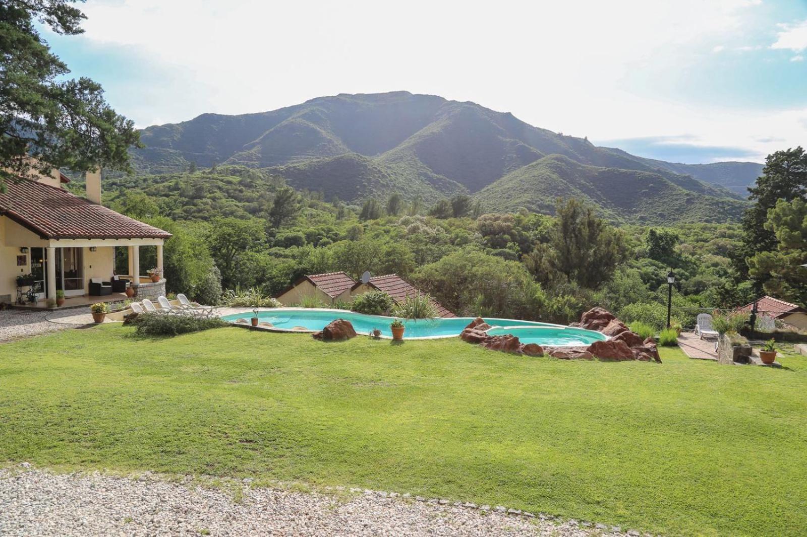 Cabanas El Mirador La Falda Ngoại thất bức ảnh