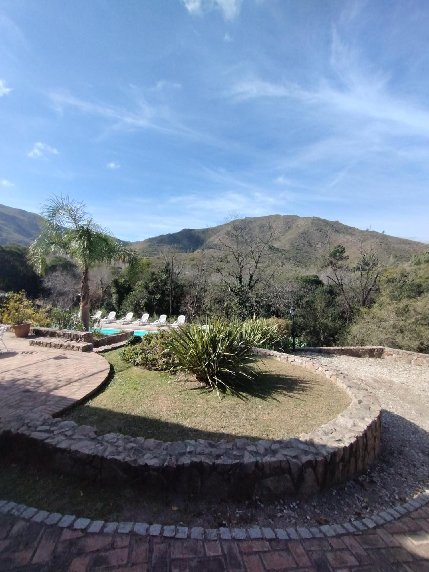 Cabanas El Mirador La Falda Ngoại thất bức ảnh